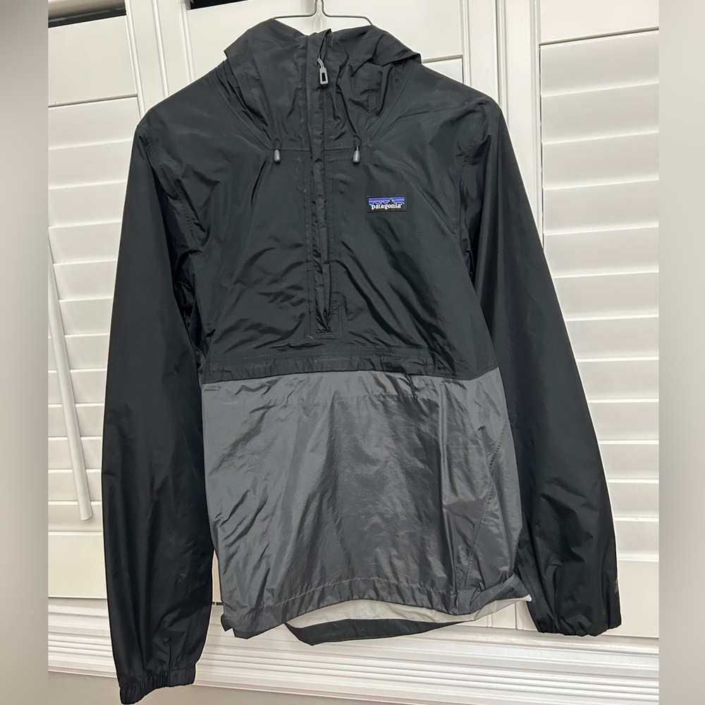Patagonia Black & Gray Hooded Rain Anorak
